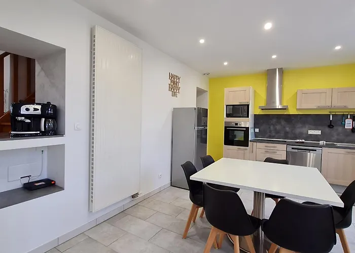 Holiday home Maison De Charme Renovee Proche Verdun, Ideal Randos, 3 Ch, Jardin, Terrasse, Cuisine Equipee - Fr-1-585-48 *