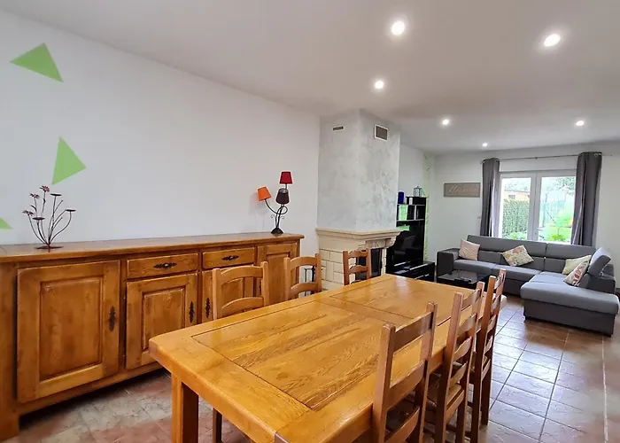 Maison De Charme Renovee Proche Verdun, Ideal Randos, 3 Ch, Jardin, Terrasse, Cuisine Equipee - Fr-1-585-48 Holiday home Forges-sur-Meuse