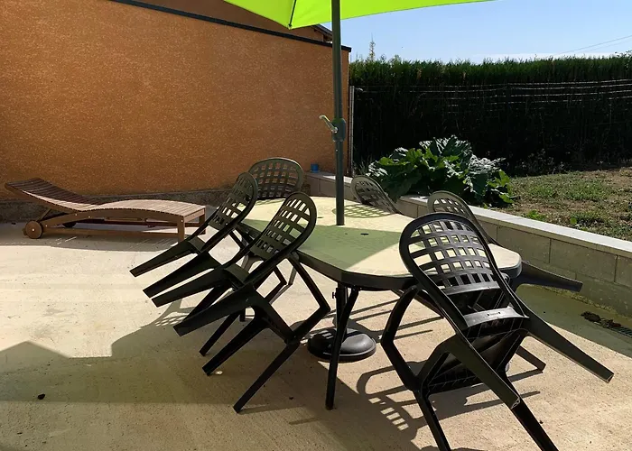 Holiday home Maison De Charme Renovee Proche Verdun, Ideal Randos, 3 Ch, Jardin, Terrasse, Cuisine Equipee - Fr-1-585-48 Forges-sur-Meuse